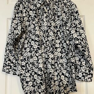 Chaps Black and White Floral Button Down Shirt